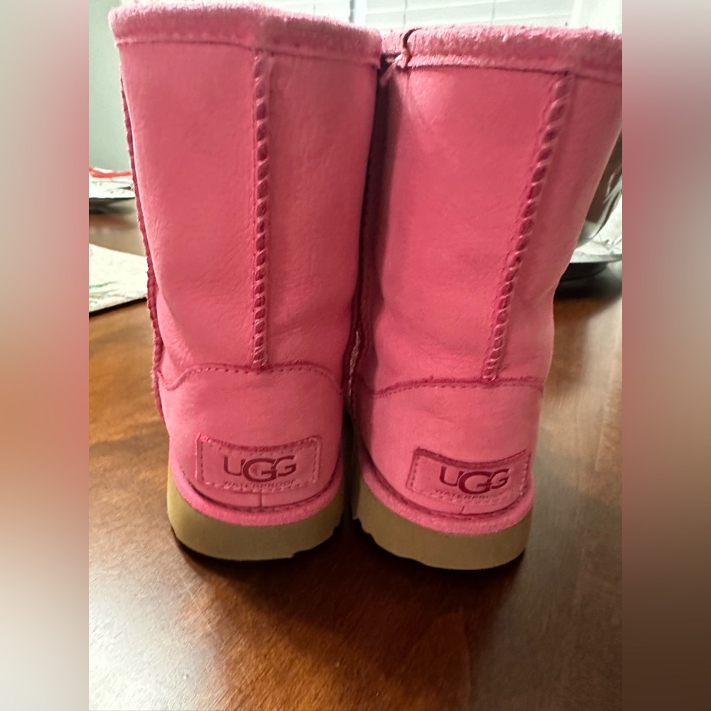 Toddler Uggs size 11